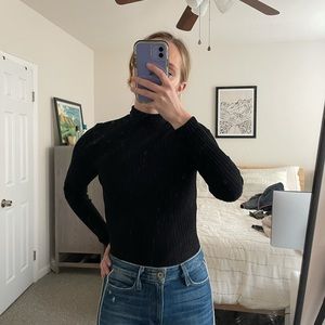 New with tags ribbed Zara turtleneck